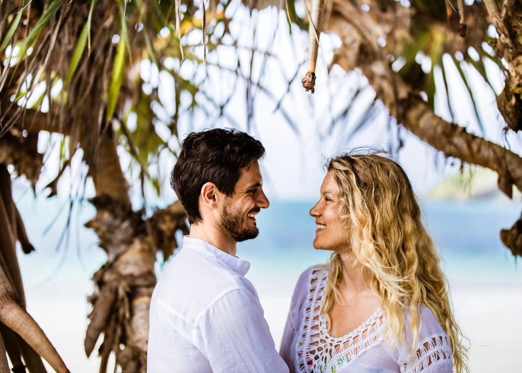 Honeymoon couple
