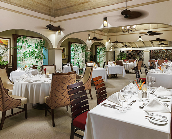 Oliver Restaurant dining room